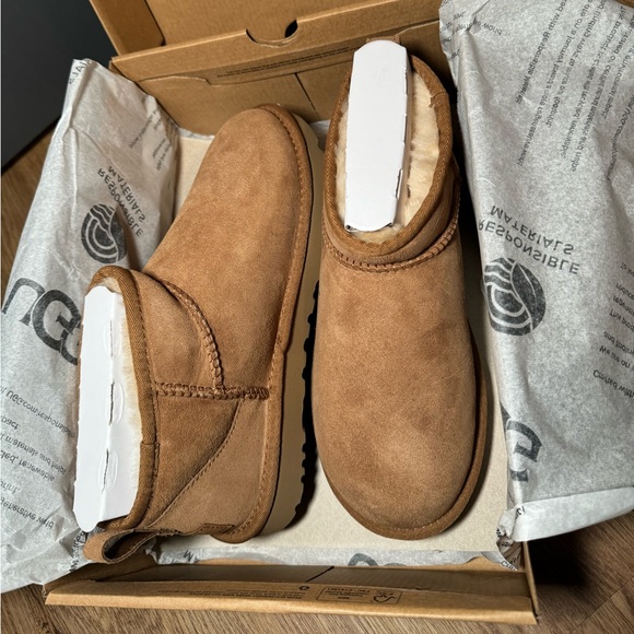 UGG Shoes - Women’s UGG classic ultra mini - NWT